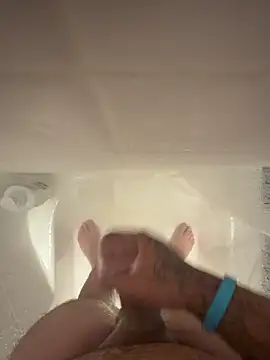 Snapshot of BigdaddyFabian chatting on 6, 4, 2026 BigdaddyFabian online show from 6, 4, 2026