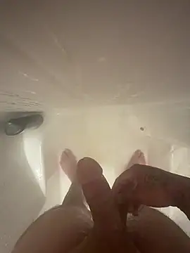 Snapshot of BigdaddyFabian chatting on 24, 4, 2026 BigdaddyFabian online show from 24, 4, 2026