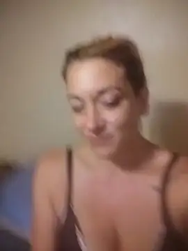 Snapshot of MissBella0969 chatting on 8, 4, 2026 MissBella0969 online show from 8, 4, 2026