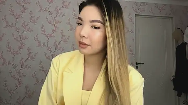 Elina Mottel online show from 24, 2, 2026