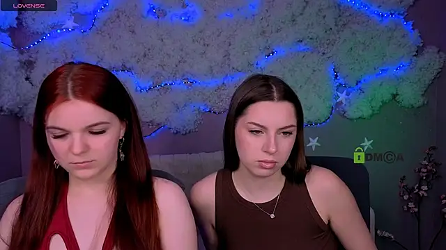 Snapshot of amalialowell chatting on 4, 4, 2026 amalialowell online show from 4, 4, 2026