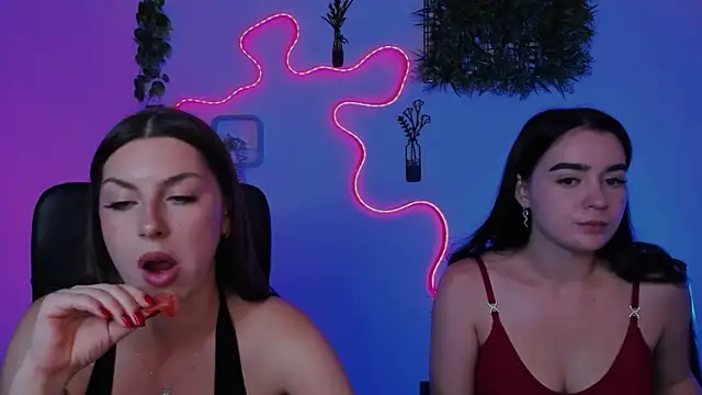 Snapshot of amalialowell chatting on 18, 7, 2026 amalialowell online show from 18, 7, 2026