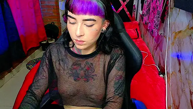 nova kitttyy online show from 6, 4, 2026