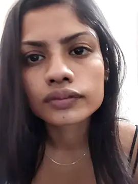 Snapshot of Colleage-girl chatting on 6, 4, 2026 Colleage-girl online show from 6, 4, 2026