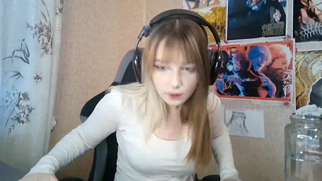 Snapshot of MilaTyan chatting on 24, 6, 2026 MilaTyan online show from 24, 6, 2026