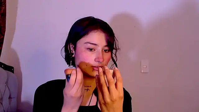 Lili  Clan online show from 25, 2, 2026