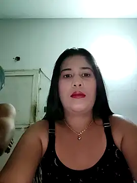 Snapshot of luna29 chatting on 17, 4, 2026 luna29 online show from 17, 4, 2026