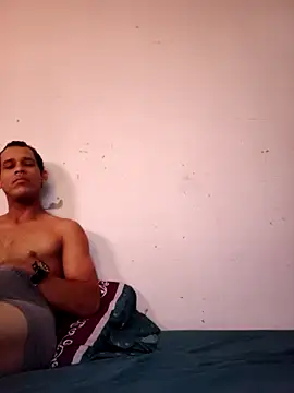 Snapshot of luna29 chatting on 23, 4, 2026 luna29 online show from 23, 4, 2026