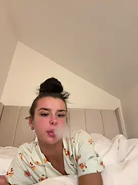 Snapshot of Amberbanxx chatting on 5, 6, 2026 Amberbanxx online show from 5, 6, 2026