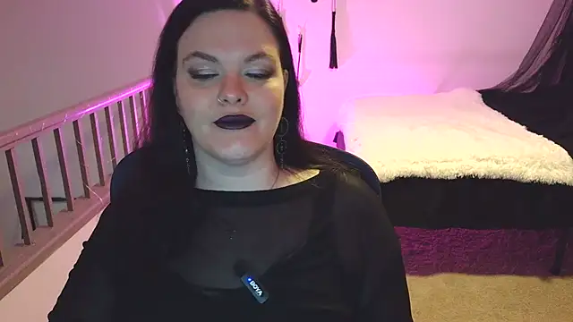 Snapshot of VixieNyx chatting on 21, 4, 2026 VixieNyx online show from 21, 4, 2026