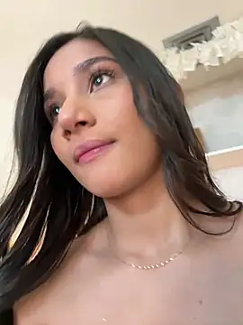 AlessiaVallmont online show from 9, 3, 2026