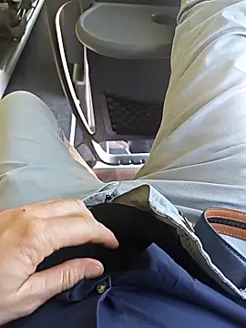 Snapshot of Galizio14 chatting on 18, 4, 2026 Galizio14 online show from 18, 4, 2026