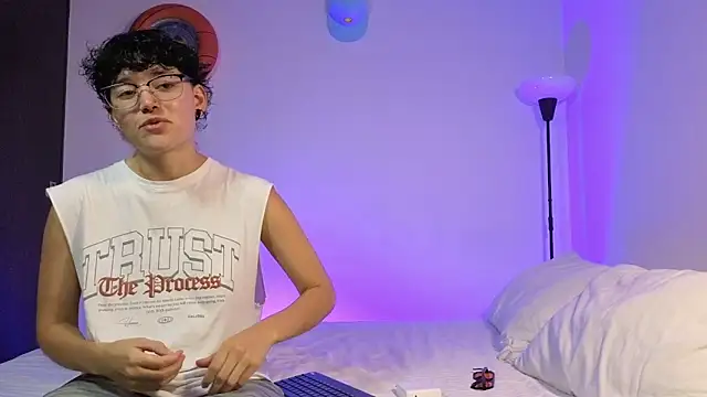 Snapshot of jeroharper_ chatting on 28, 4, 2026 jeroharper online show from 28, 4, 2026