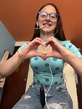 Snapshot of Aria__Rousse03 chatting on 13, 3, 2026 Aria Rousse03 online show from 13, 3, 2026