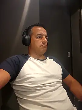 Snapshot of Valenthe26 chatting on 27, 2, 2026 Valenthe26 online show from 27, 2, 2026