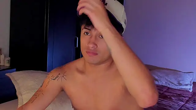 Snapshot of Jhon_Sara chatting on 23, 4, 2026 Jhon Sara online show from 23, 4, 2026