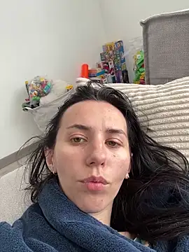 Oliviyalove  online show from 1, 6, 2026