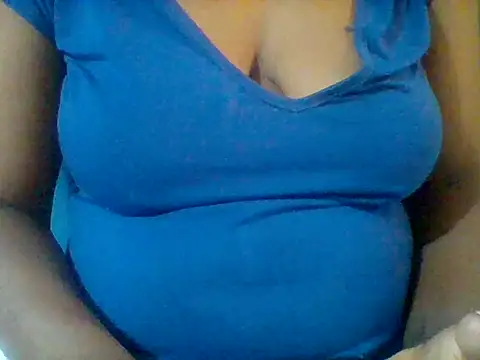 Snapshot of zee66658 chatting on 22, 4, 2026 zee66658 online show from 22, 4, 2026