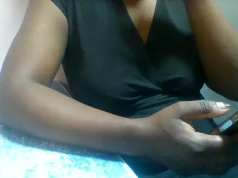 Snapshot of zee66658 chatting on 27, 4, 2026 zee66658 online show from 27, 4, 2026