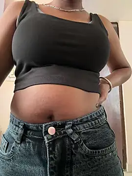 Snapshot of meenu_cuties chatting on 21, 3, 2026 meenu cuties online show from 21, 3, 2026