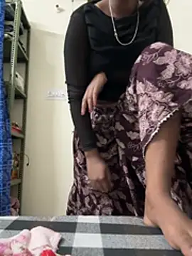 meenu cuties online show from 20, 5, 2026