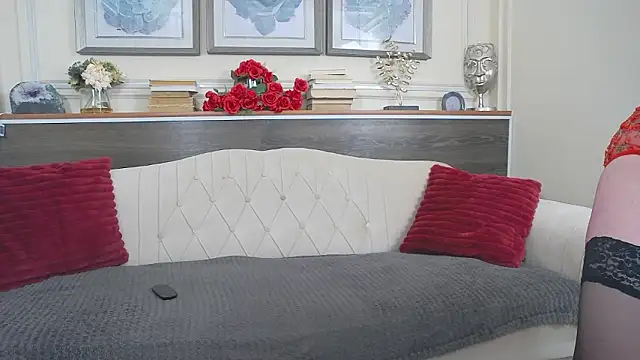 Snapshot of MaddyVelvet chatting on 14, 3, 2026 MaddyVelvet online show from 14, 3, 2026