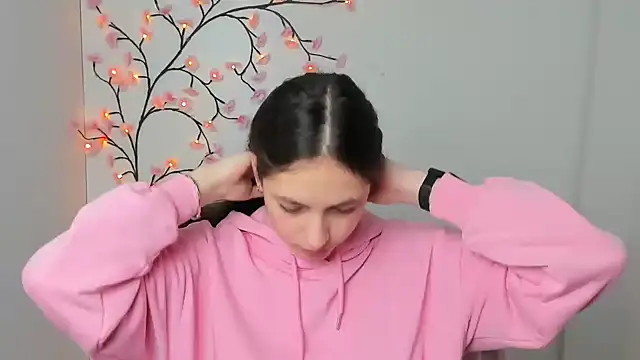 Snapshot of KissMeJulia chatting on 13, 3, 2026 KissMeJulia online show from 13, 3, 2026