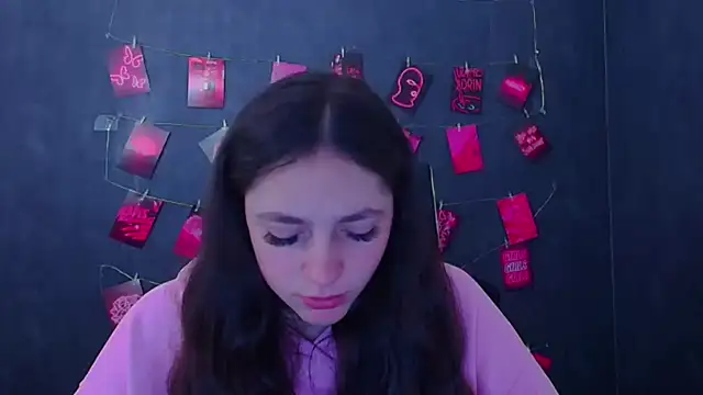 Snapshot of KissMeJulia chatting on 13, 4, 2026 KissMeJulia online show from 13, 4, 2026