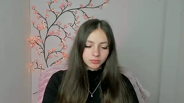 Snapshot of KissMeJulia chatting on 16, 4, 2026 KissMeJulia online show from 16, 4, 2026