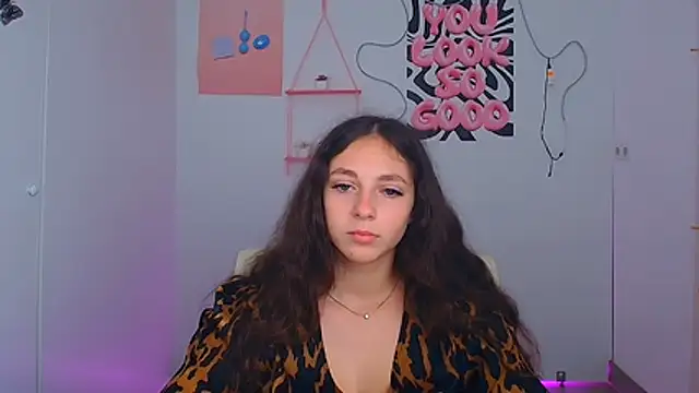 KissMeJulia online show from 20, 7, 2026