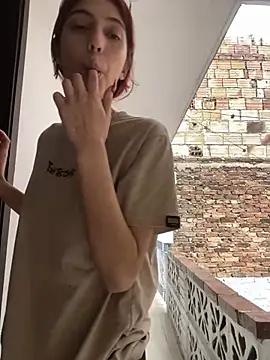 Snapshot of Maraia_pink18 chatting on 8, 3, 2026 Maraia pink18 online show from 8, 3, 2026