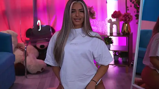 Snapshot of CrisstyBlair chatting on 10, 4, 2026 CrisstyBlair online show from 10, 4, 2026