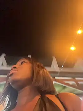 Snapshot of ZarahFerreira chatting on 4, 3, 2026 ZarahFerreira online show from 4, 3, 2026