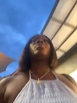 Snapshot of ZarahFerreira chatting on 10, 3, 2026 ZarahFerreira online show from 10, 3, 2026