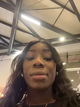 Snapshot of ZarahFerreira chatting on 5, 4, 2026 ZarahFerreira online show from 5, 4, 2026