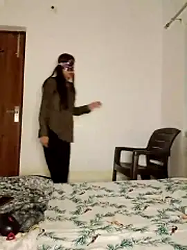 Snapshot of cute_girl_29 chatting on 15, 3, 2026 cute girl 29 online show from 15, 3, 2026