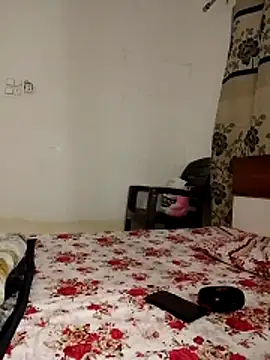 Snapshot of cute_girl_29 chatting on 27, 3, 2026 cute girl 29 online show from 27, 3, 2026