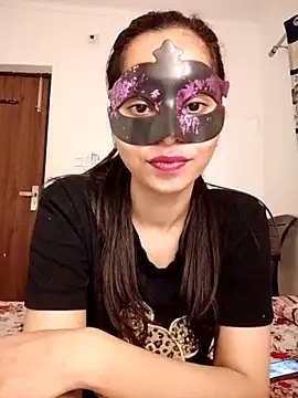Snapshot of cute_girl_29 chatting on 2, 5, 2026 cute girl 29 online show from 2, 5, 2026