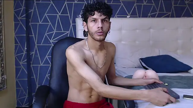 Snapshot of LuckySammer chatting on 24, 2, 2026 LuckySammer online show from 24, 2, 2026