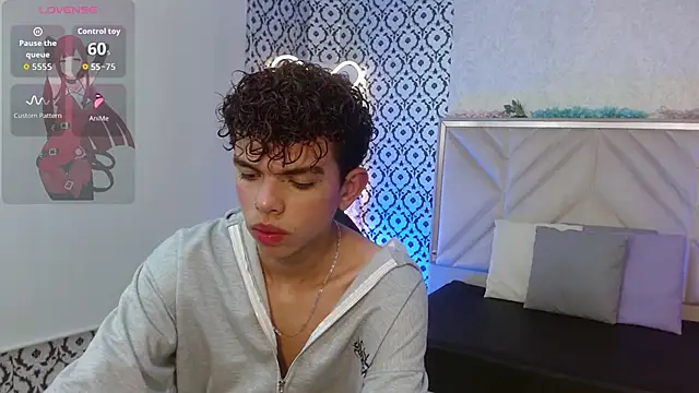 Snapshot of keahi_tay chatting on 24, 2, 2026 keahi tay online show from 24, 2, 2026