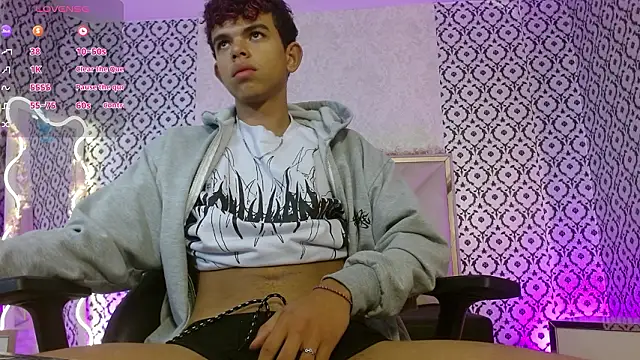 Snapshot of keahi_tay chatting on 25, 2, 2026 keahi tay online show from 25, 2, 2026