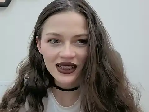 Snapshot of Avelinehowo_uwu chatting on 4, 4, 2026 Avelinehowo uwu online show from 4, 4, 2026