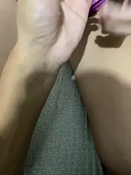 Snapshot of tuputa420 chatting on 6, 4, 2026 tuputa420 online show from 6, 4, 2026