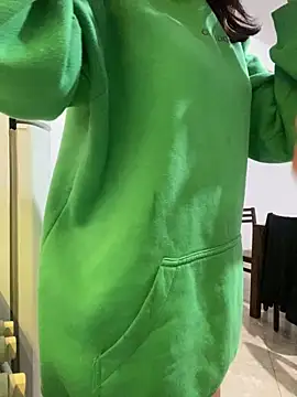 Snapshot of tuputa420 chatting on 17, 4, 2026 tuputa420 online show from 17, 4, 2026