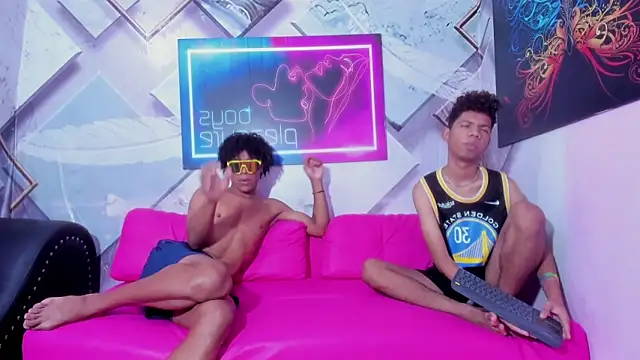 Spicy guys online show from 9, 3, 2026