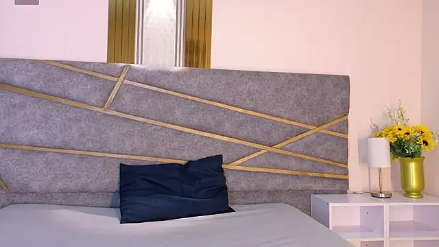 Snapshot of Blue_MoonXXX chatting on 23, 2, 2026 Blue MoonXXX online show from 23, 2, 2026