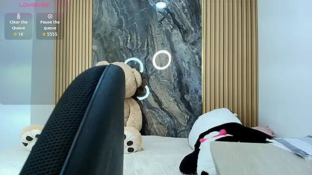 Snapshot of scarlett_lumi chatting on 19, 2, 2026 scarlett lumi online show from 19, 2, 2026