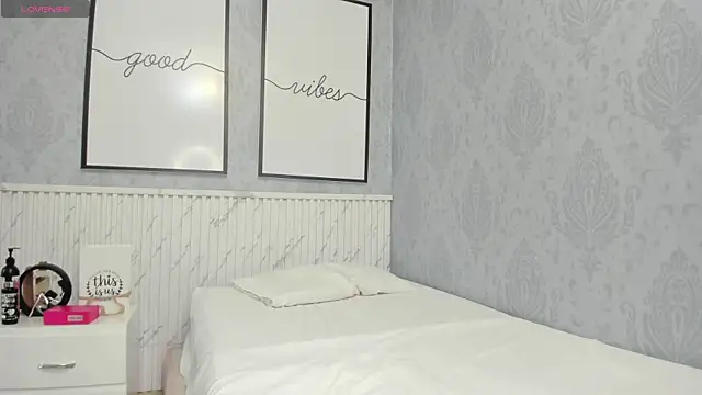 beautydoll18  online show from 7, 4, 2026