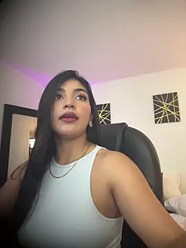 Snapshot of sara_stormy chatting on 20, 4, 2026 sara stormy online show from 20, 4, 2026