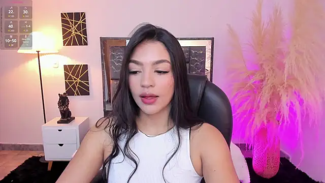 Snapshot of sara_stormy chatting on 26, 6, 2026 sara stormy online show from 26, 6, 2026